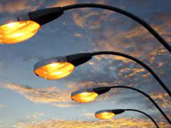 Новина У Долинськй громаді активно відновлюють вуличне освітлення Ранкове місто. Кропивницький