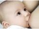 Чому так важливо годувати дитину грудим молоком?