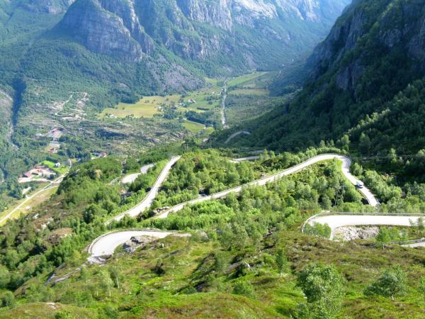 Новина Рубрика «Запитай у сусіда»: Які дороги у Норвегії? Ранкове місто. Кропивницький