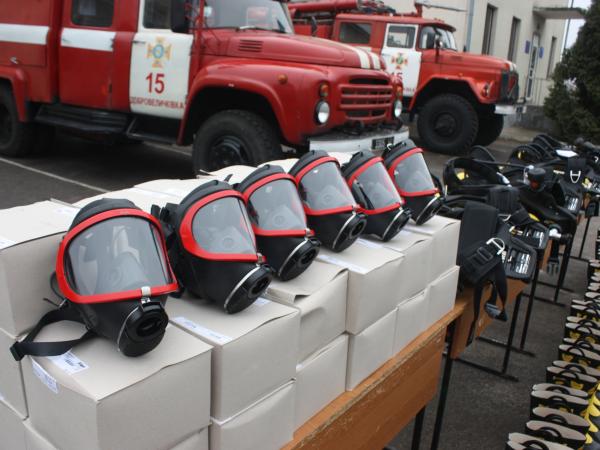 Новина Кіровоградщина: У райцентрах пожежники отримали нове спорядження Ранкове місто. Кропивницький
