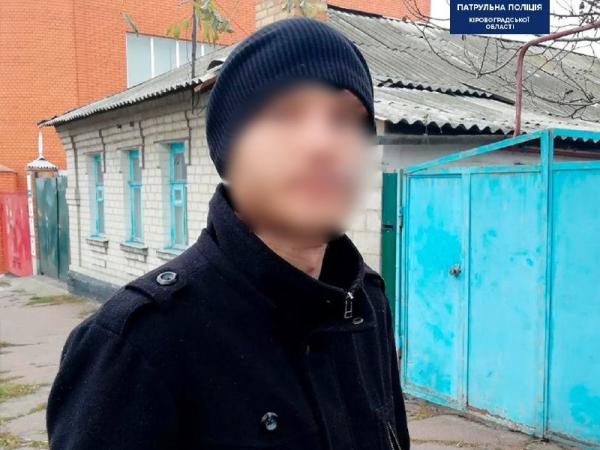 Новина На Кропивницького патрульні арештували чоловіка, який перебуває у розшуку Ранкове місто. Кропивницький