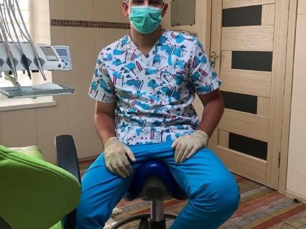 Новина У Кропивницькому 23-річний стоматолог отримав грант: на що витратить кошти? Ранкове місто. Кропивницький