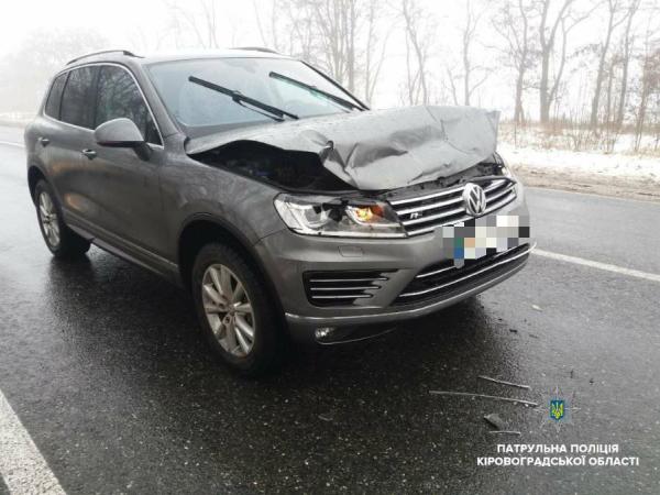 Новина Кропивницький: На виїзді з міста КАМАЗ наїхав на автомобіль Volkswagen Touareg Ранкове місто. Кропивницький