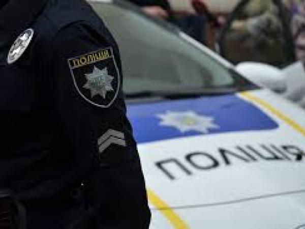 Новина У Кропивницькому патрульні швидко затримали викрадача мобільного (ВІДЕО) Ранкове місто. Кропивницький