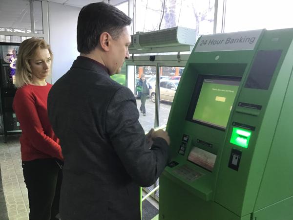 Новина Перші два нові банкомати з функцією Cash Recycling з’явилися у Кропивницькому Ранкове місто. Кропивницький
