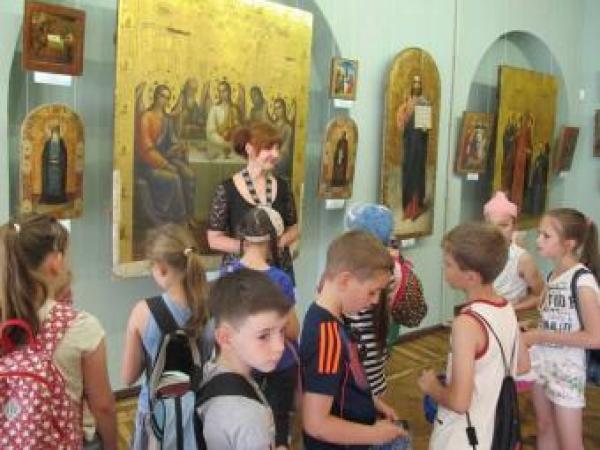 Новина Второкласники відвідали художній музей Ранкове місто. Кропивницький