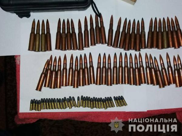 Новина На Кіровоградщині поліцейські вилучили 30 одиниць незаконної вогнепальної зброї (ФОТО) Ранкове місто. Кропивницький