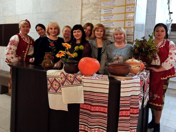 Новина У Кропивницькій міській раді відзначили День українського козацтва Ранкове місто. Кропивницький