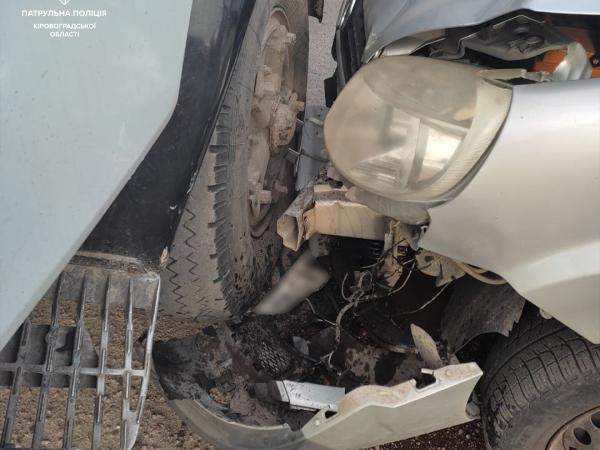 Новина Кропивницький: На Балашівці іномарка зіштовхнулася з вантажівкою Ранкове місто. Кропивницький
