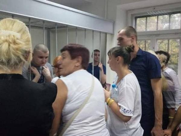 Новина Полонені моряки з Кіровоградщини знову чекають суду Ранкове місто. Кропивницький