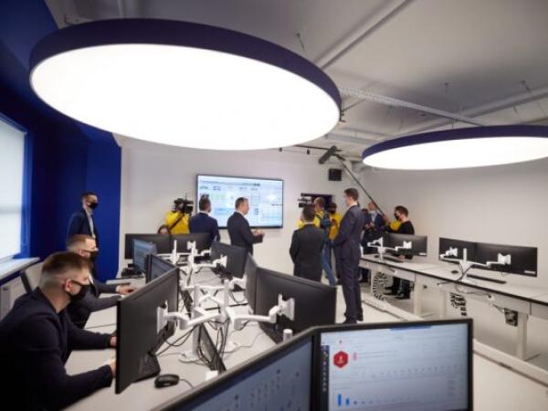 Новина В Україні відкрили Кіберцентр UA30, який захищатиме державу від кібератак Ранкове місто. Кропивницький