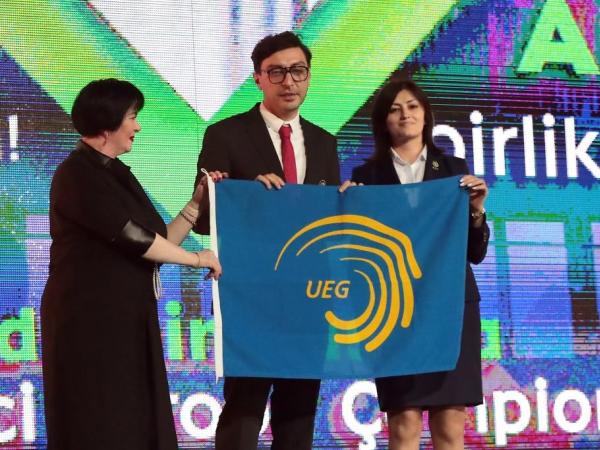 Новина Україна отримала офіційний прапор проведення Євро-2020 з художньої гімнастики Ранкове місто. Кропивницький