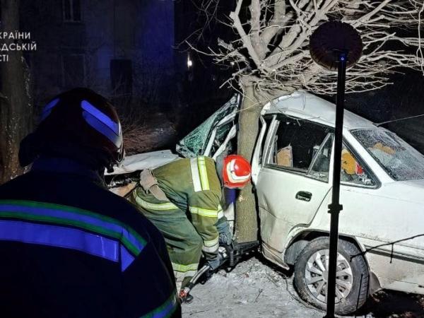 Новина Кіровоградщина: У Помічній у аварії постраждало двоє чоловіків Ранкове місто. Кропивницький