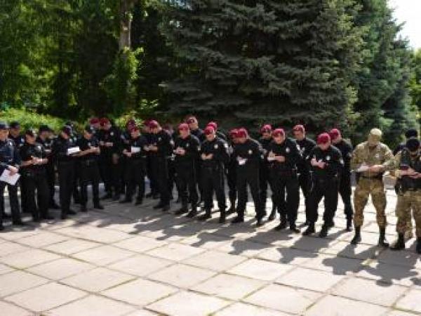 Новина Поліцейські посилено охороняють Кропивницький Ранкове місто. Кропивницький