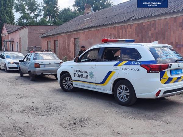 Новина У Кропивницькому патрульні оперативно затримали крадія авто Ранкове місто. Кропивницький