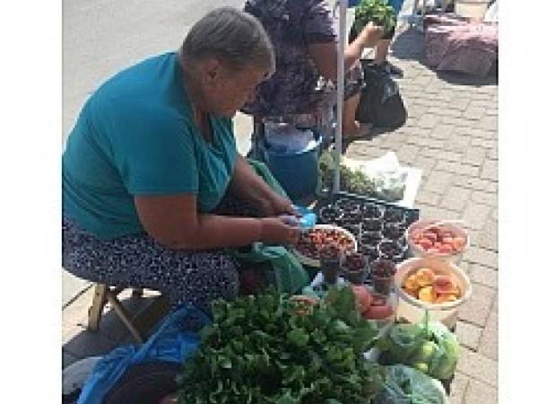 Новина Як у Кропивницькому борються з торгівлею на тротуарах? Ранкове місто. Кропивницький