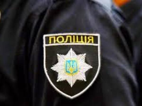 Новина На Кіровоградщині поліцейські «по гарячих слідах» затримали підозрюваного у пограбуванні Ранкове місто. Кропивницький
