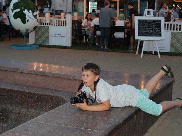 Новина Галерея «Елисаветград» оголошує Всеукраїнську фотовиставку для школярів Ранкове місто. Кропивницький