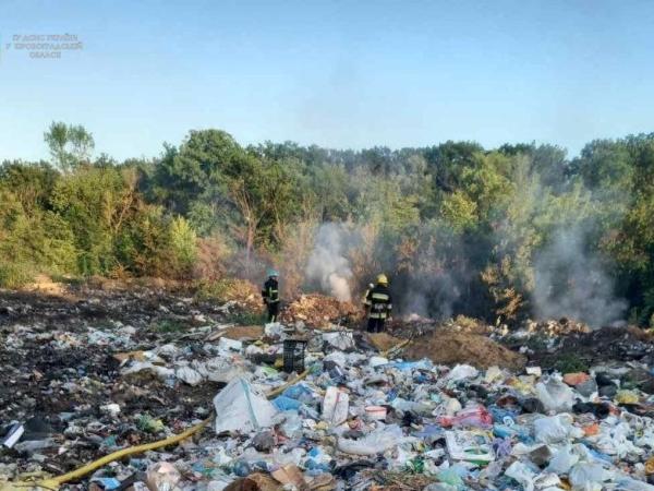 Новина Кіровоградщина: У Пантаївці зайнялося сміття на відкритій території Ранкове місто. Кропивницький