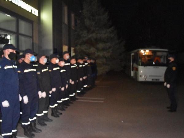 Новина Кропивницькі рятувальники вирушили на гасіння пожежі на Київщині Ранкове місто. Кропивницький
