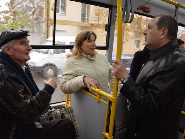 Новина Райкович покатався на новому автобусі (ФОТО) Ранкове місто. Кропивницький