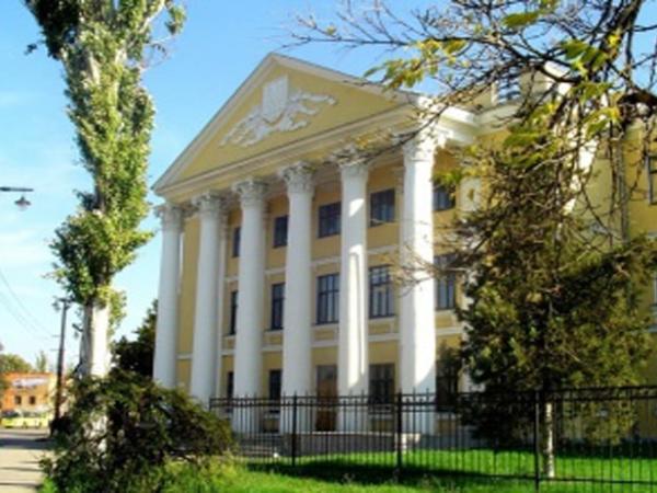 Новина Донецький медуніверситет чекає на охочих вакцинуватися Ранкове місто. Кропивницький