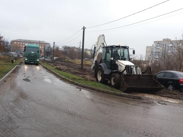 Новина Кропивницький: На вулиці Сергія Сєнчева ремонтують тротуар Ранкове місто. Кропивницький
