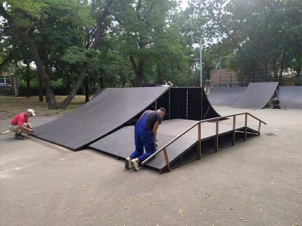 Новина Кропивницький: У Ковалівському парку відремонтували скейт-майданчик Ранкове місто. Кропивницький