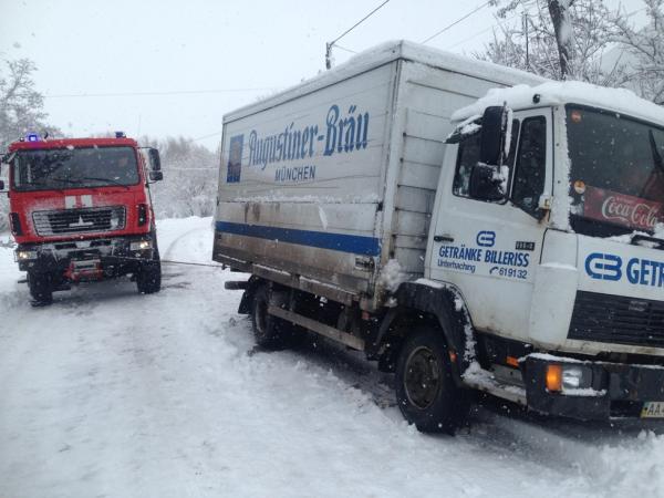 Новина 46 раз на добу: сніговий циклон додав клопоту водіям та рятувальникам Кіровоградщини (ФОТО) Ранкове місто. Кропивницький
