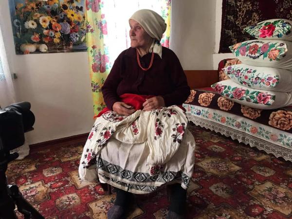 Новина Кіровоградщина: Етнопроєкт «Баба Єлька» демонструє вбрання, у яких дівували наші бабусі (ВІДЕО) Ранкове місто. Кропивницький