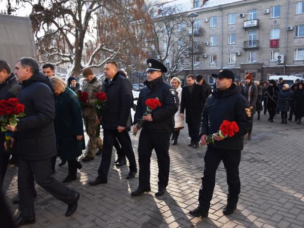 Новина Кропивницькі рятувальники відзначили День Гідності та Свободи Ранкове місто. Кропивницький