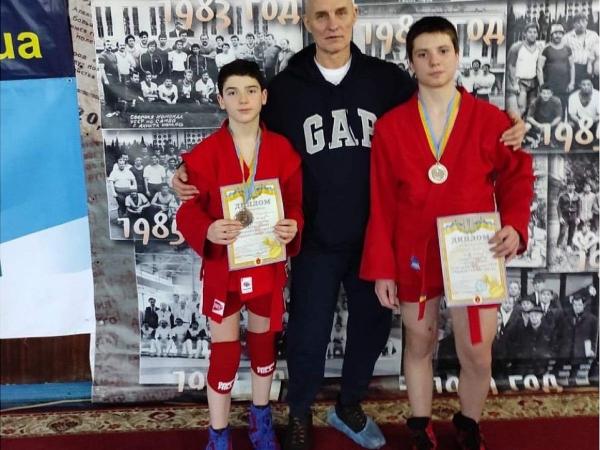 Новина Самбісти з Кропивницького завоювали друге та третє місця на одеському турнірі Ранкове місто. Кропивницький