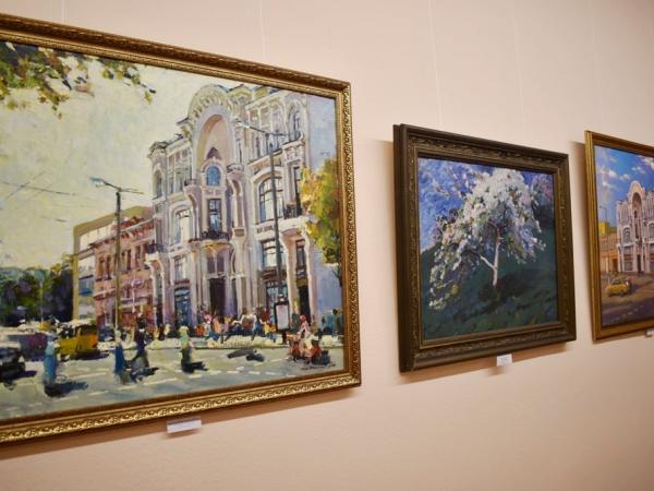 Новина У Кропивницькому Музей мистецтв представив виставку творів «Пробудження» (ФОТО) Ранкове місто. Кропивницький