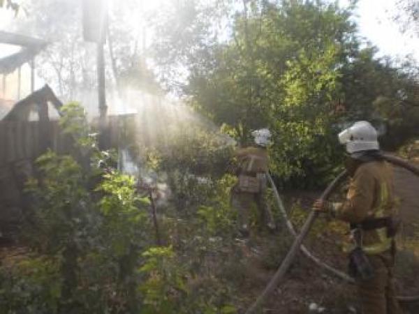Новина У Вільшанському районі рятувальники загасили пожежу сінника Ранкове місто. Кропивницький