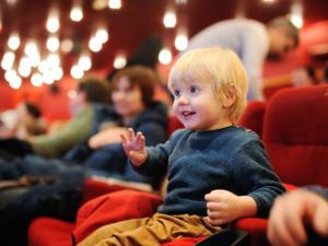 Новина На Кіровоградщині відкрили безкоштовний кінозал для дітей Ранкове місто. Кропивницький