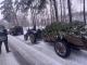 На Житомирщині прикордонники зупинили трактор з незаконно вирубаними соснами
