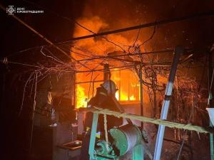 Новина Кропивницький район: рятувальники загасили пожежу в дачному будинку Ранкове місто. Кропивницький